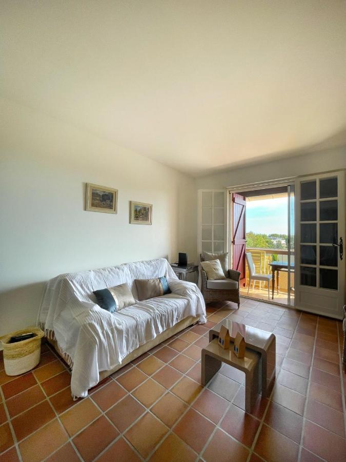 Superb Apartment With Balcony Near The Beach Saint-Raphaël Zewnętrze zdjęcie